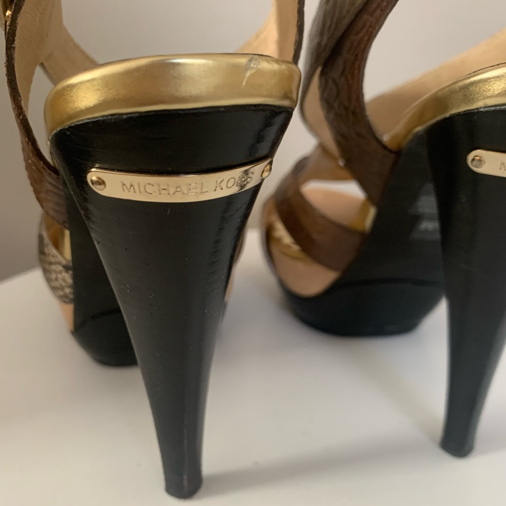 EUC ✨ Michael Kors Niki cross strap sandal - Picture 6 of 11